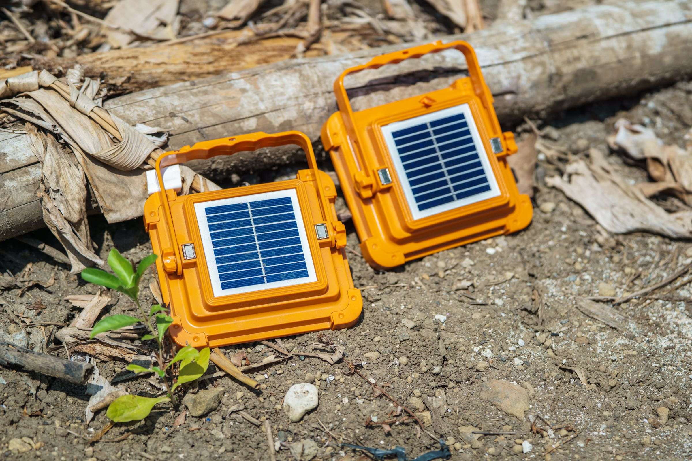 Guide d'utilisation Panneau solaire portable déplié en extérieur